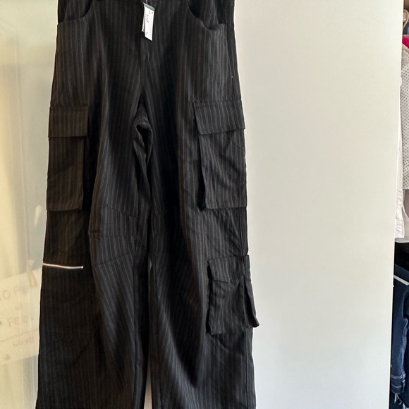 Size 27 / Joes Jeans / cropped and cute! - Picture 7 of 8